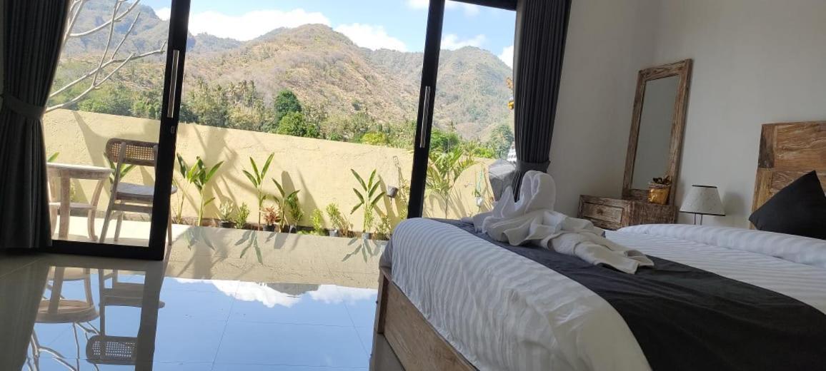 Amed Yudhadewata Hotel Buitenkant foto