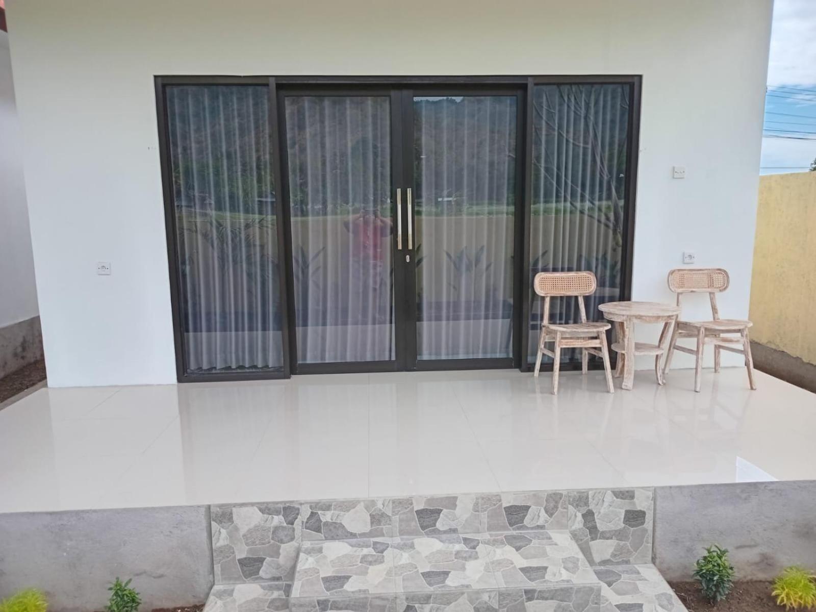 Amed Yudhadewata Hotel Buitenkant foto